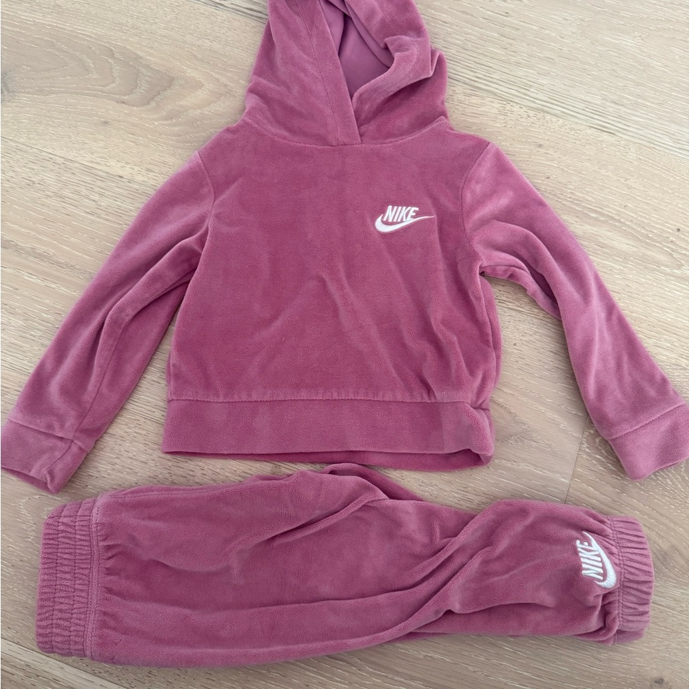 Nike Dusty Rose Velour Set